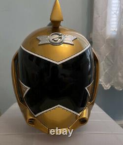 Power ranger helmet cosplay
